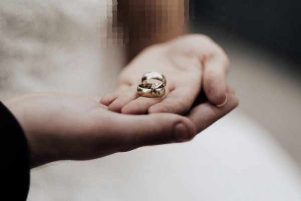 5 Tips to Help You Find Affordable but Beautiful Wedding Rings